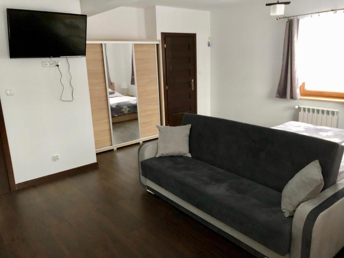 Apartamenty U Krysi Witow  Ngoại thất bức ảnh